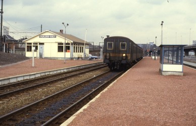Charleroi-Ouest - TH 84-1066.jpg